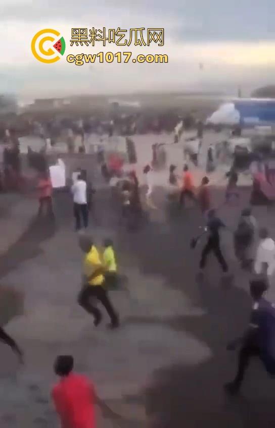 坦桑尼亚发生骚乱！因不满总统选举结果，坦桑尼亚各地爆发抗议活动，反对派指控选举舞弊猖獗，实话说还是国内好！-9