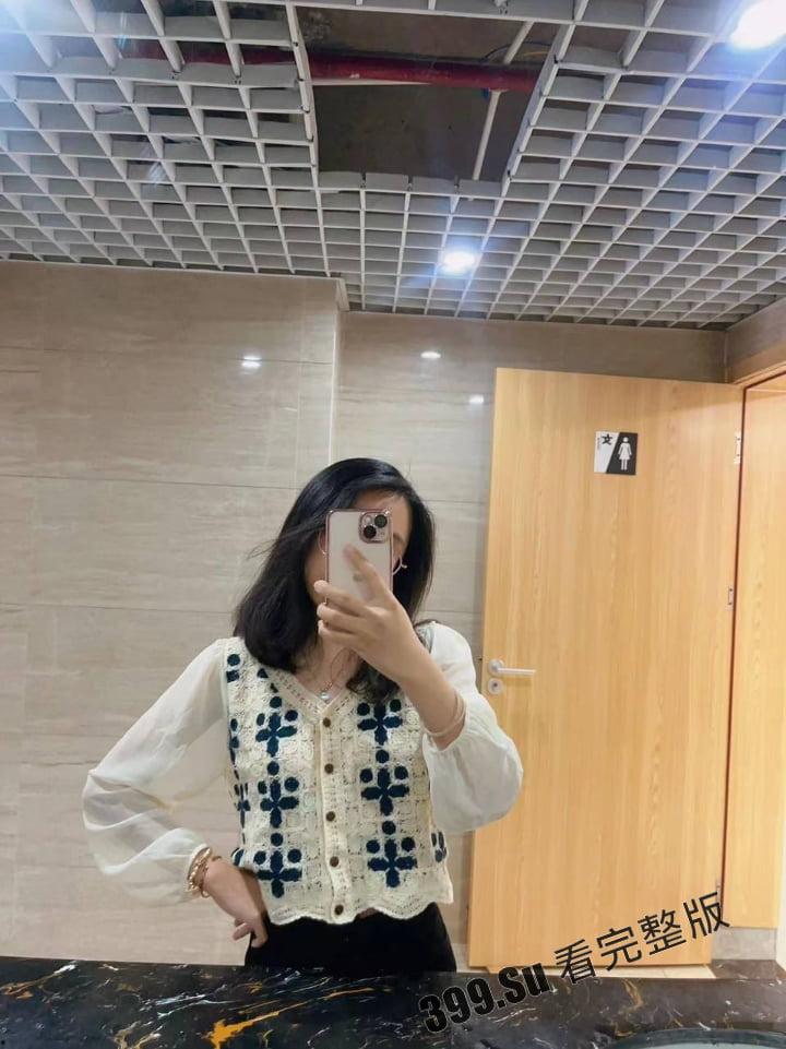 B站科技类UP主 #VeriMake 就读于南京信息工程大学 极品反差婊 学生时期不雅私拍流出-5