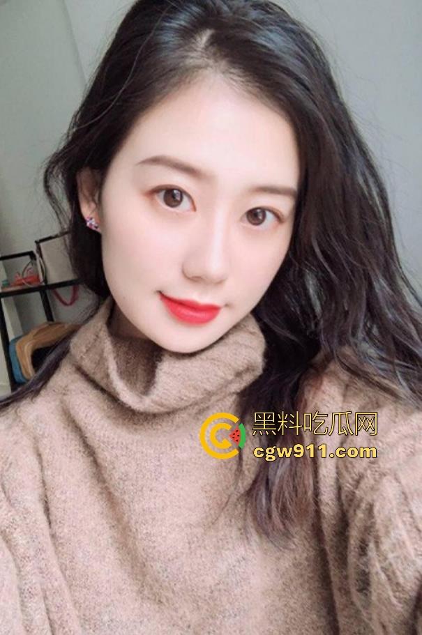 秦皇岛极品人妻少妇【魏文捷】情趣内衣诱惑情人爸爸,主动后入骑乘榨精,欲求不满的性瘾者,被调教成小母狗!-2