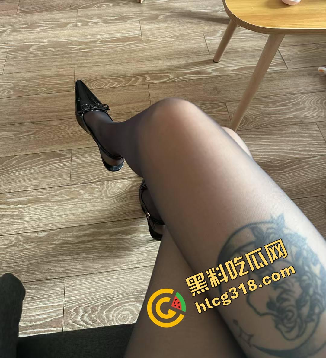 武汉瓜友线下约到专业M小母狗，见面装备齐全调教一顿玩，照片比视频更带感，真会玩的女的全在圈里！-4