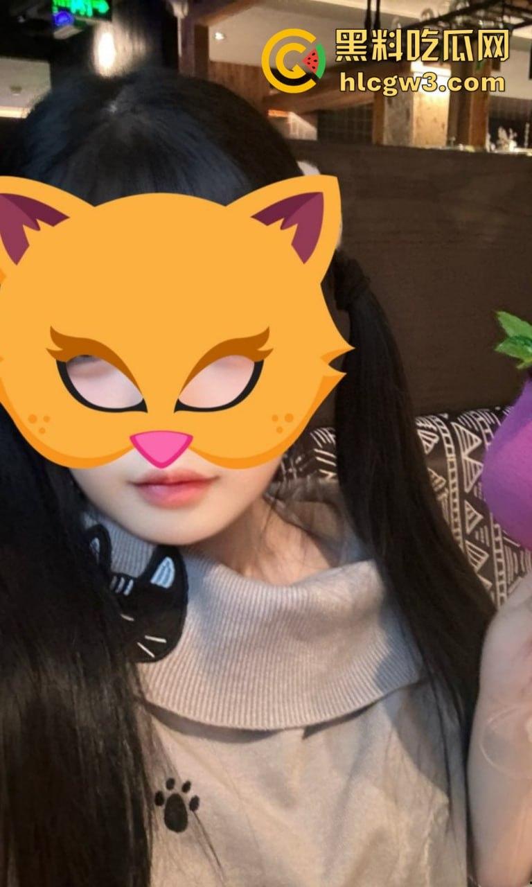 推特【小粉馒头】少萝清纯脸奶狗身，被金主爸爸拽着双马尾疯狂调教，叫得比母狗还浪！-26