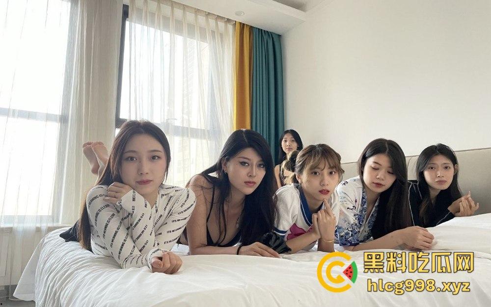 极品模特群约拍！反差婊全裸美鲍盛宴，丝足美腿随便摸，兄弟们全要还是选一个？摊牌了我不装了！-22