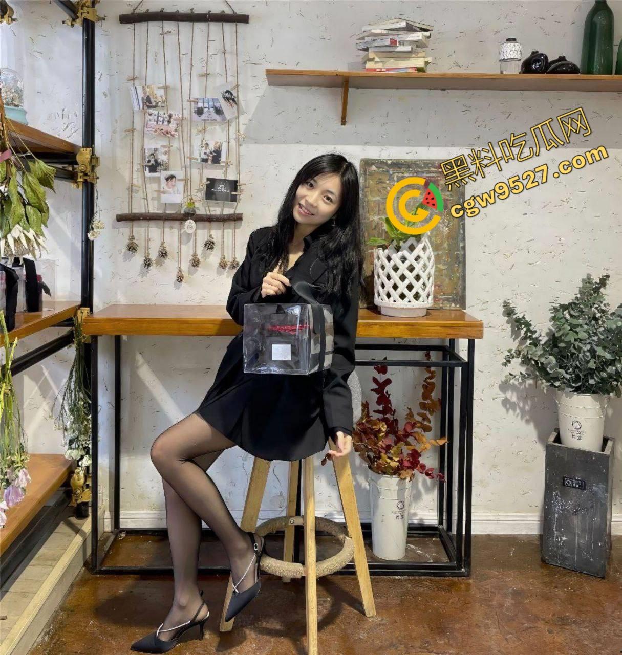 武汉医学教授【汤志刚】人面兽心！调教美女情妇成淫贱母狗，妻子实名举报他性变态，学医的果然不是正常人-7