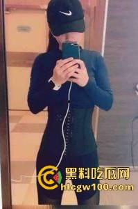 南京瑜伽教练【kioco】冷艳少妇就是个骚蹄子 钓了半年重金拿下 上床后主动求插骚穴喷到高潮连舔带操！-4