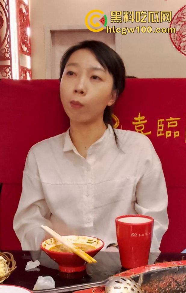 河北瓜友爆料前女友母狗本性，破处后解锁新世界，天天要操2次还背着出轨被操松了，舔逼都能感觉到刚被干过！-2