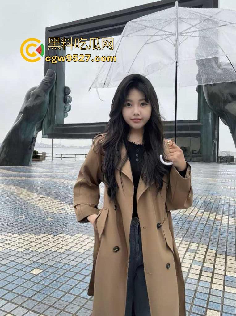 哈尔滨工业大学【李莹颖】刚毕业大学生为业绩献身，开台就送逼操，清纯外表下隐藏惊人秘密！-4