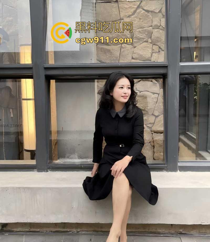 成功驯服骚逼熟女大姐,调情做爱无套暴操一镜到底,浓精灌满湿滑阴道,彻底对我臣服的!-2