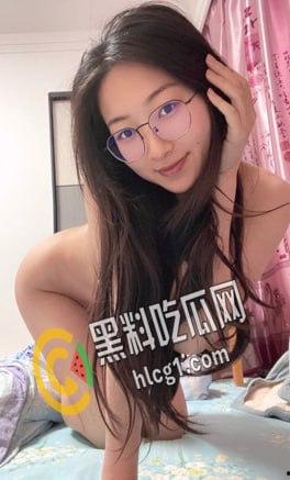 反差纯情女大学生 Ahri0716的放荡生活合集！全裸秀无毛一线天嫩穴展露无余！-9