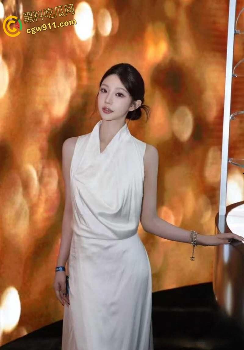 王思聪前女友【慎婕】分手大瓜，被前任树一怒斥出轨闺蜜前男友，其约炮嫖娼身染性病做爱视频曝光！-4