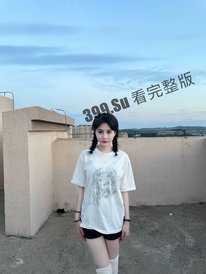 快手 32万粉网红『武霖儿 』 土豪重金定制的私密视频流出 逼逼超嫩 叫声超好听!-2