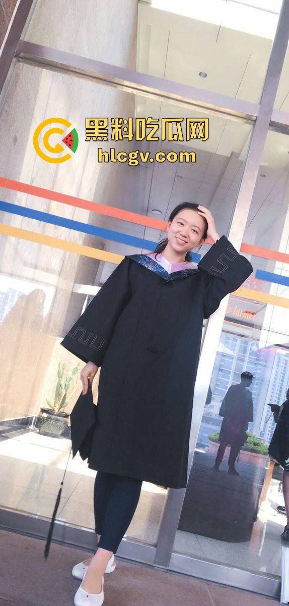 烟台大学毕业生【张岚】清纯外表下的狂野！毕业季拍照私密视频外泄，被男友爆出高潮全过程！-5