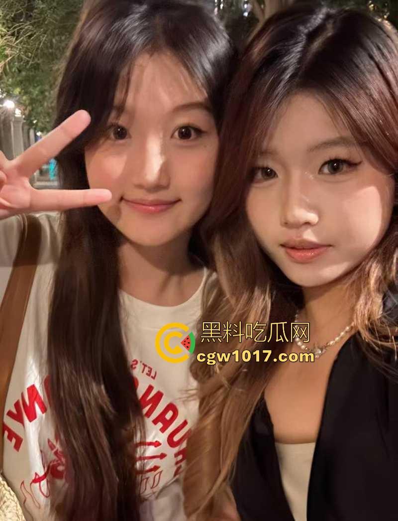 安徽工商学院反差婊【李梦瑶】约炮成瘾,擅长口交深喉,最爱无套内射,跟学长约炮录露脸吸吮挨操淫片,直接骑乘!-1