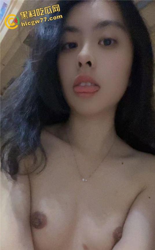 中山电科大【曾嘉仪】香艳视频泄露!清纯学妹被会计老色棍操得浪叫连天!-4