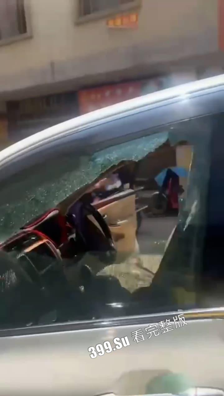 嚣张缅北!牛魔王来了都要犁两亩地 只因擦碰到黑恶势力的车 当街被射杀-4