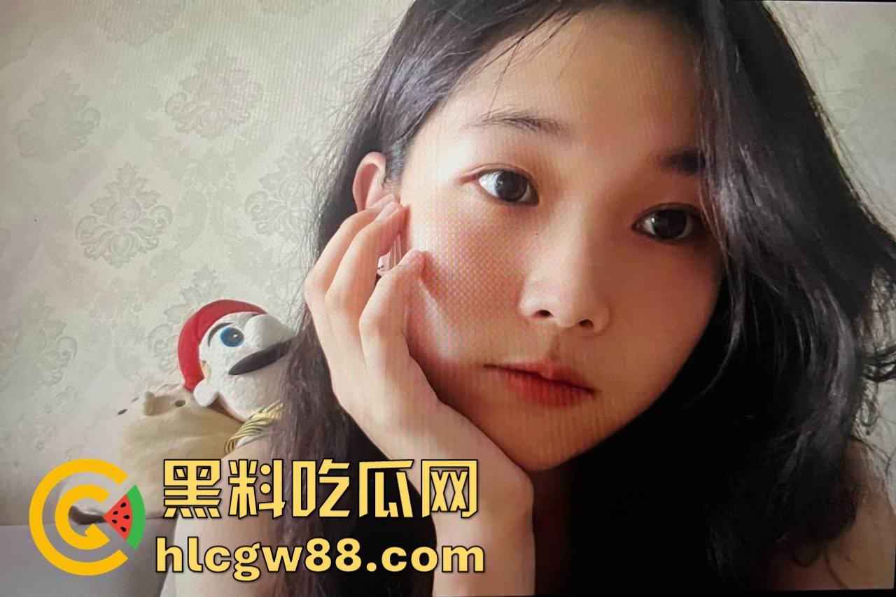 陕西渭南师范学院 陈小雨 背着男友出轨还惨遭炮友曝光 现在是全校出了名的肉便器!-5