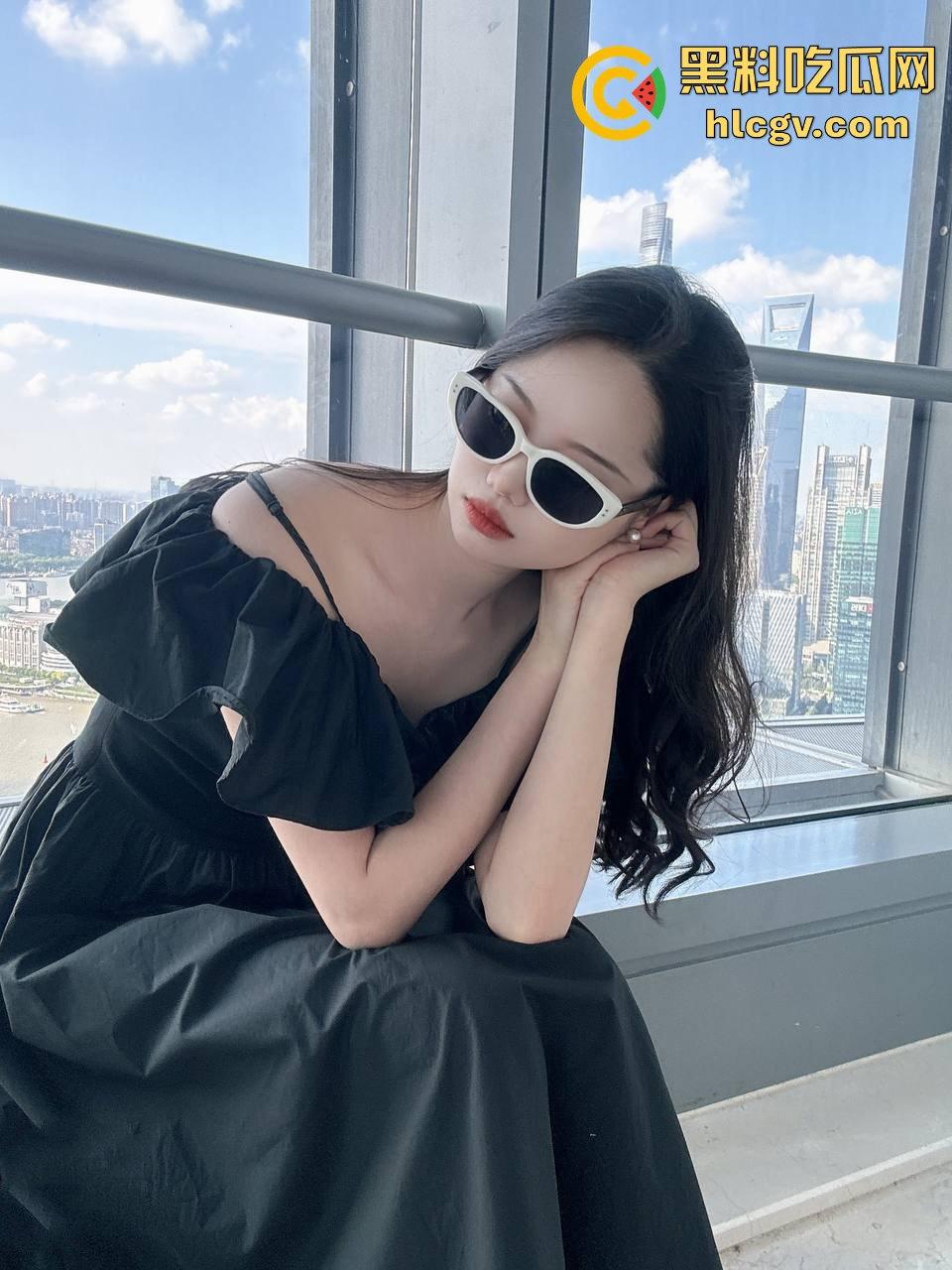 天津外国语大学大四学姐【韩雪珃】做爱视频意外流出!黑丝吃鸡巴画面疯传校园,毕业前的爆炸性丑闻!-13