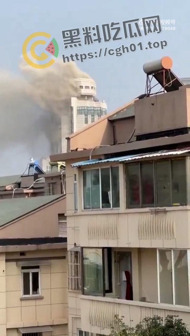 惊天大瓜!张家港市政府被炸 犯人【袁剑虹】留信要求严惩贪官 被封禁视频流出-4