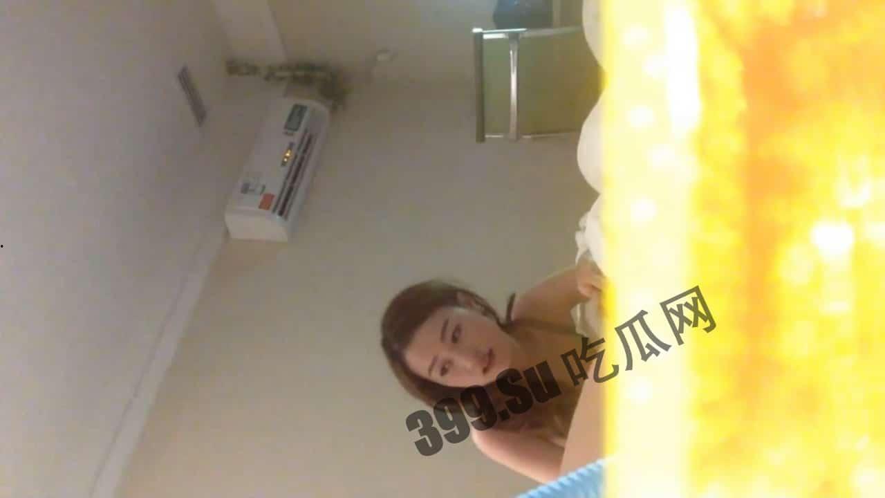 #泄密流出 #毒圈乱象 假大款用吸食 #冰毒麻古 控制几位美女少妇做性奴炮友,边吸边做爱-2