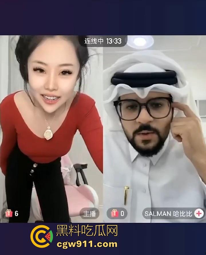 快手网红现在玩得那么大了吗?快手主播随机连线露点搏关注,当场脱衣脱裤,都这么玩了吗快手那边!-3