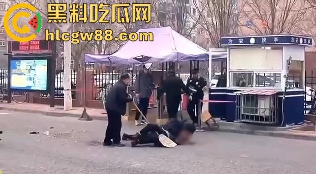 河北工业大学惊天血案，博士生不堪压榨持刀砍导师，门外爆发激烈冲突，学术奴役把人逼疯了！-7