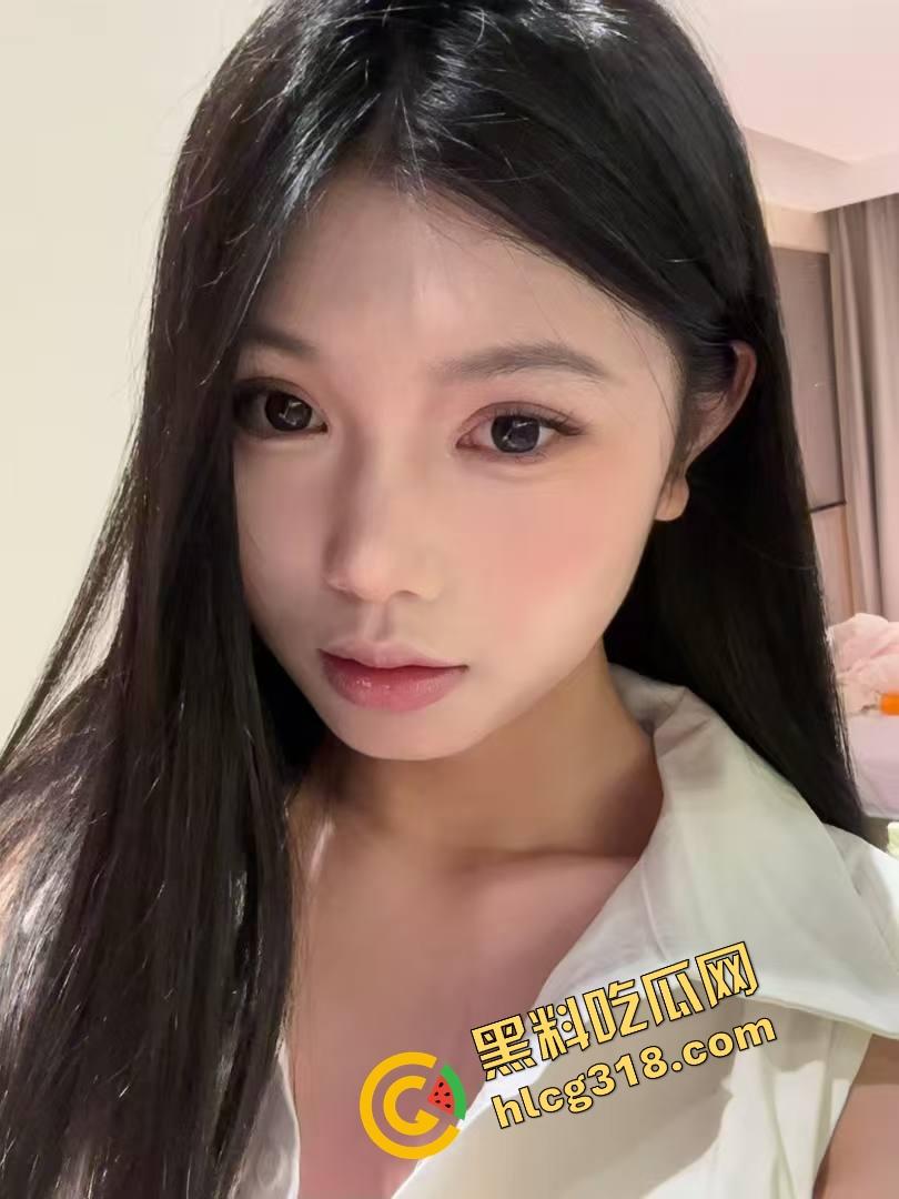 台妹无套内射口爆肛塞都会,牛奶袜一穿逼都骚出奶味,角色扮演玩到连自己是谁都忘了,天生就是被操的料!-4