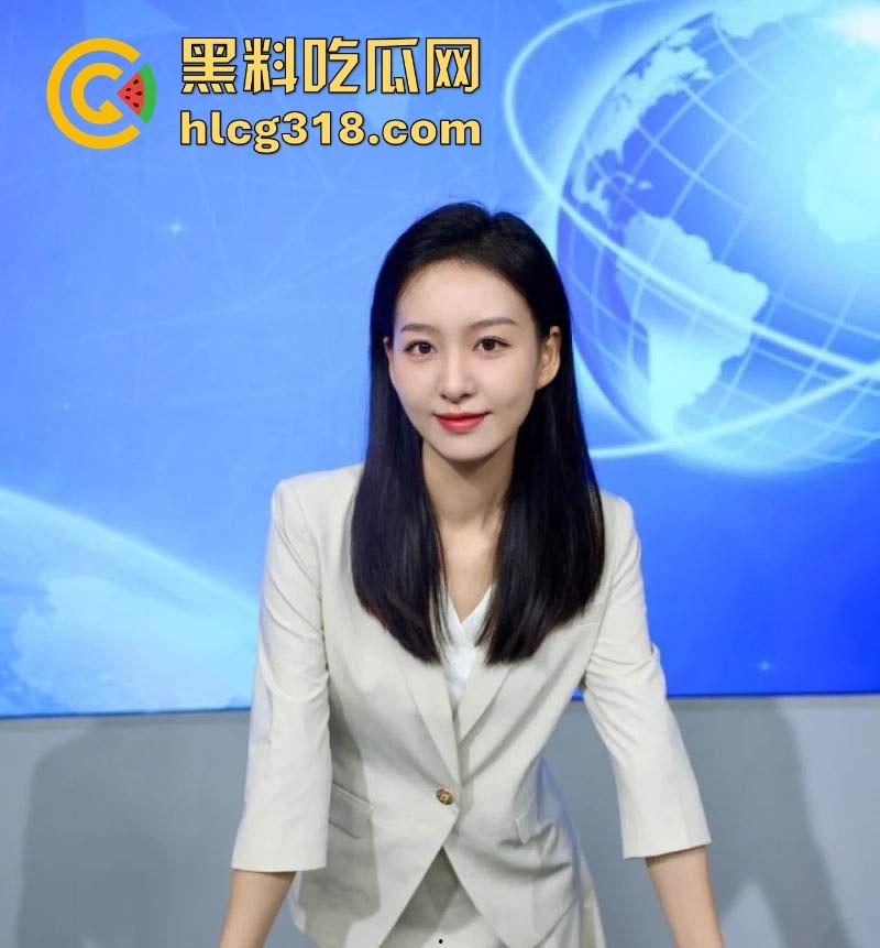 南京电视台高颜值实习主持人【叶璇】性爱视频曝光 为升职以肉体贿赂领导 极品女神没想到是领导的口交肉便器!-1