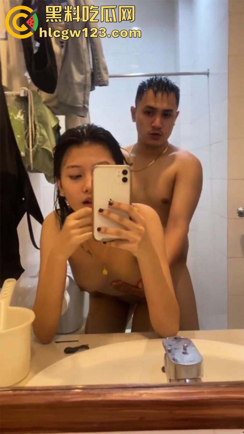 园区大佬的缅甸女友,蜂腰蜜桃臀极致性感,被大佬各种后入啪啪自拍,这臀型真是没谁了!-4