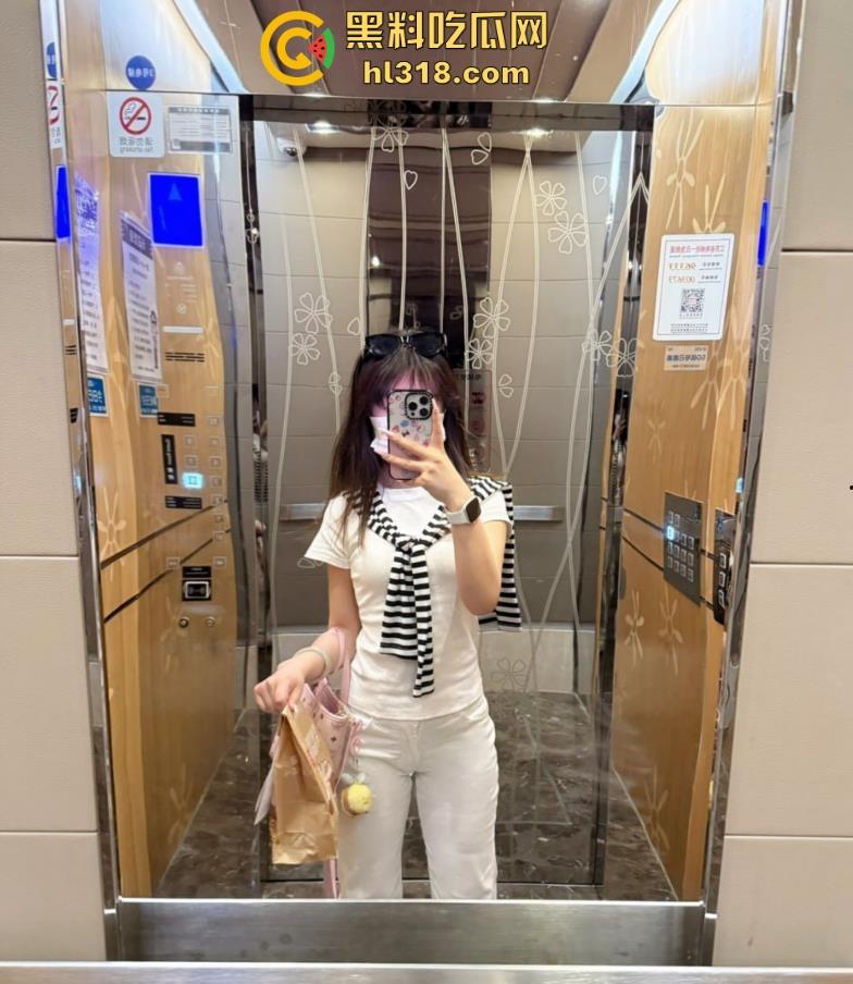 别怪你队友突然变菜了，可能你的队友正在专心舔鸡巴呢！变口边玩，不挂机算好的了！-1