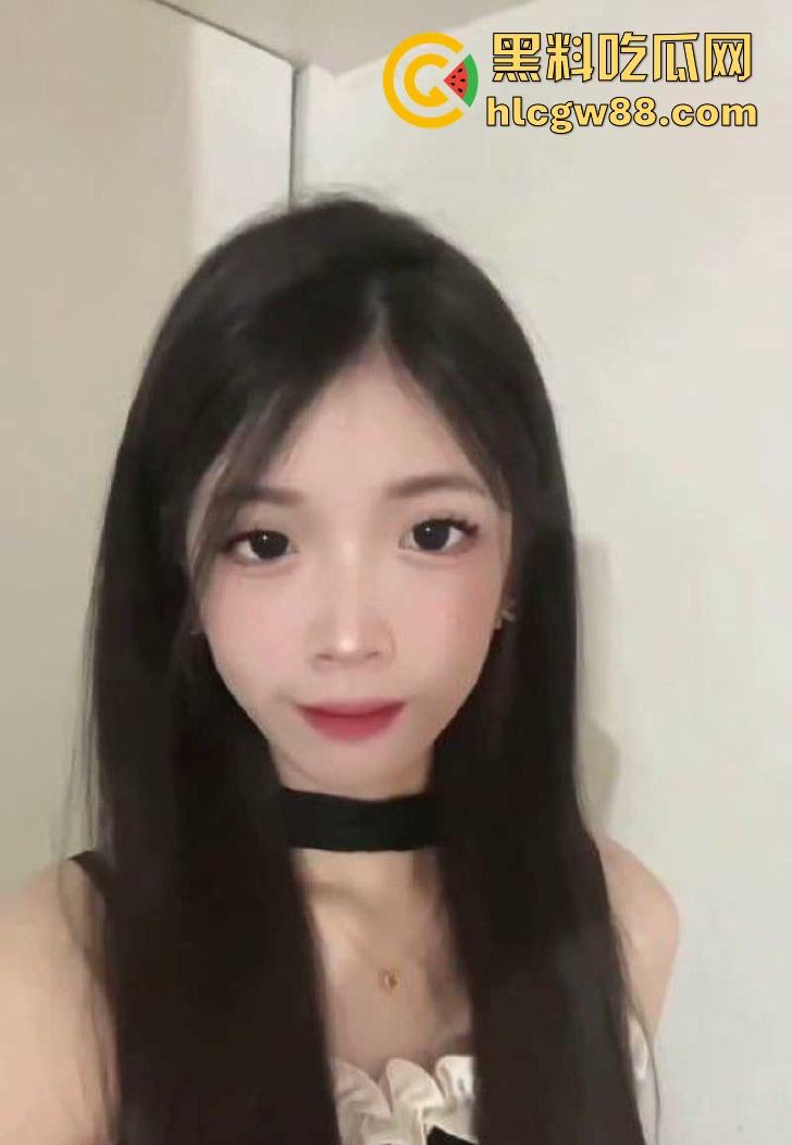 渣男约炮抖音小网红【ZYoix】边操逼边拍给朋友炫耀 不雅视频全网疯传!-5