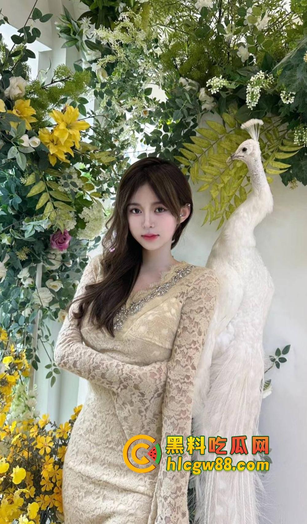 杭州美院大二骚货『李茹雪』抖S网调主人遥控操逼，小皮衣黑丝水晶棒插出白浆，宿舍帘后忍叫不敢出声！-10