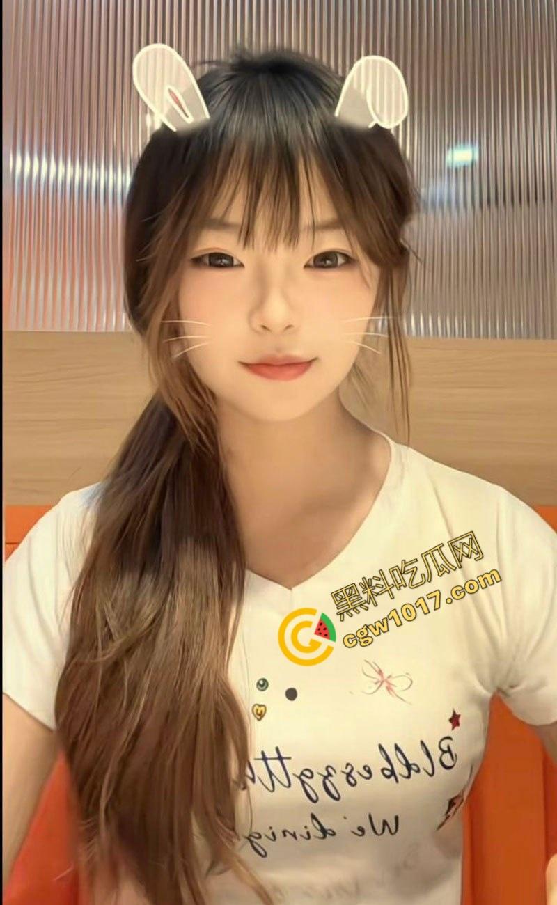 浙大清纯学妹【李溪楠】被爆性爱视频:粉裙白袜,被前男友猛操嫩穴,脸带满足笑,真正骚货贱玩!-2