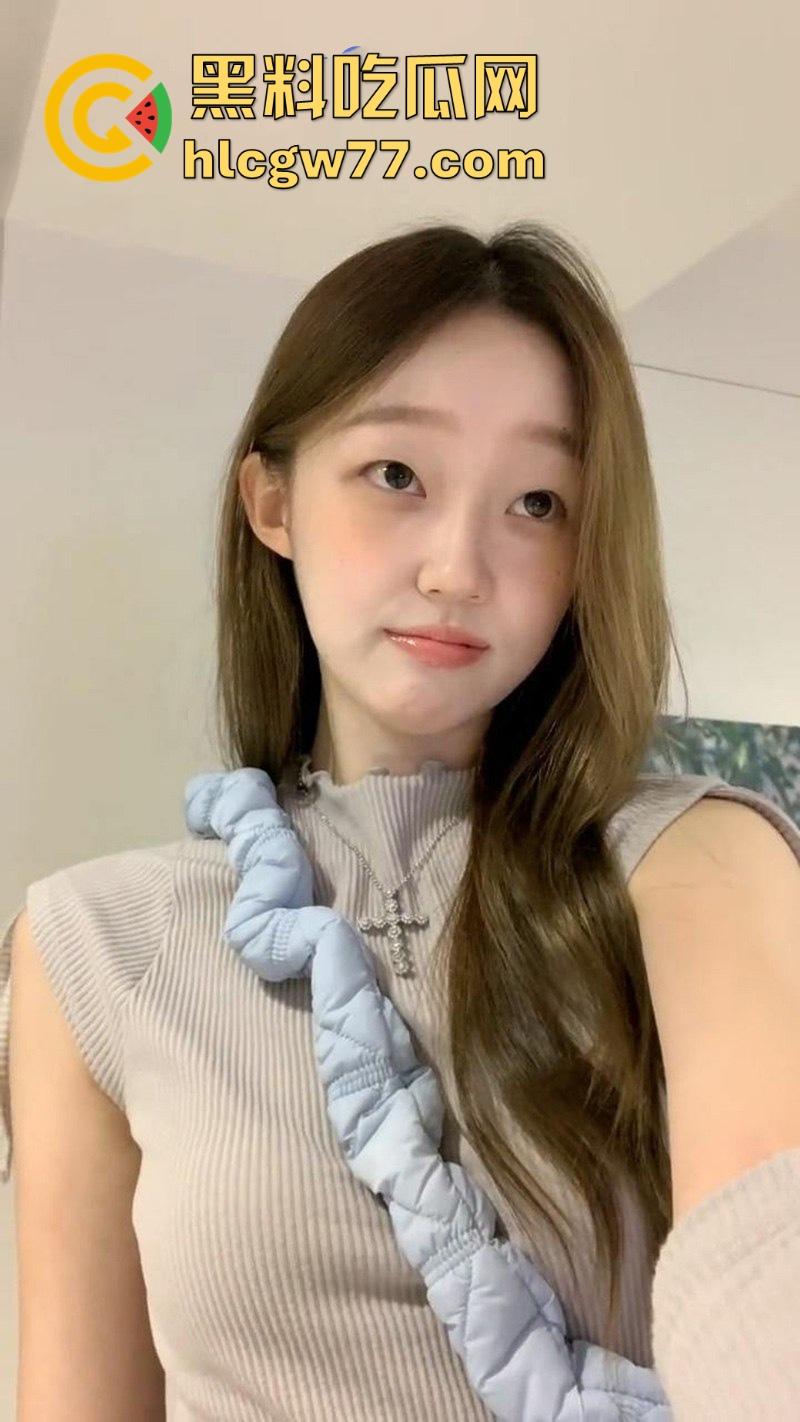 抖音同城约炮学生妹【林慧慧】高颜值极品女大,美乳硕大鲍鱼粉嫩,淫荡母狗本性暴露无疑!-2