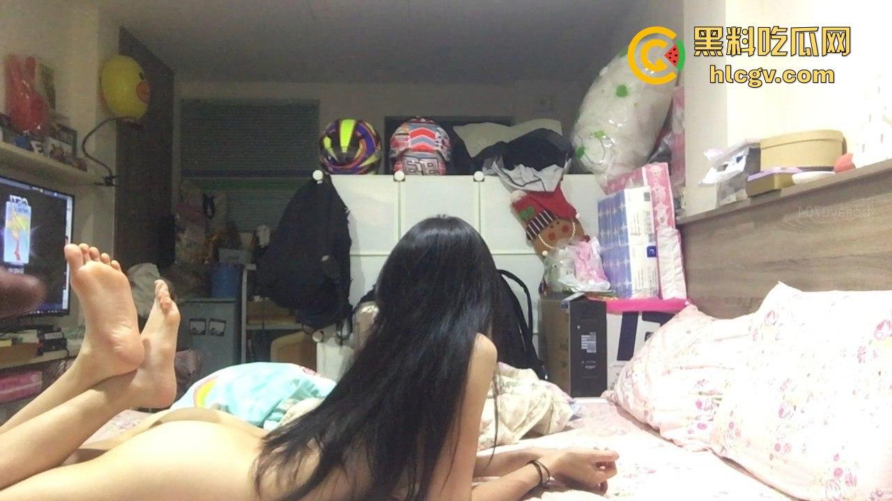 台湾机车女神【高欣涵】人前高冷人后骚!床上反差骚到爆,吃起鸡巴来完全停不下来!-4