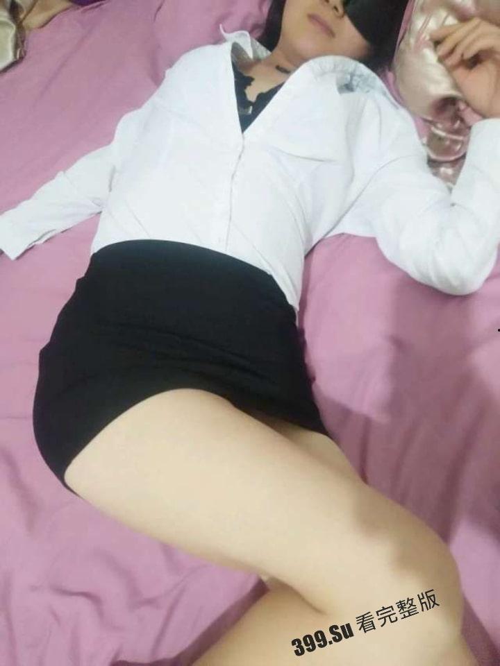 山东聊城 绿帽癖丈夫 投稿其做房产中介老婆同单男的3p淫乱视频,附媳妇详细个人性爱信息和癖好-4