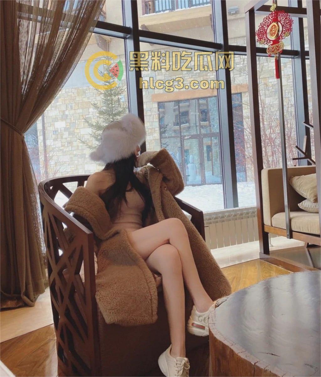 91大佬鹿与玫瑰海圈养极品小母狗疑似抖音百万网红「皮幼」,豪门调教大秀,调教细节曝光,视觉冲击无敌!-19