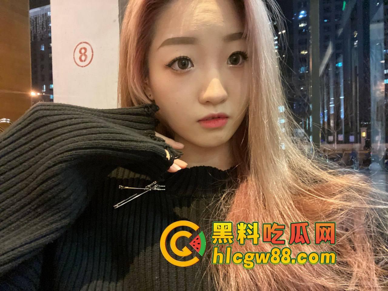 湖南『卢本伟』上垒巨乳御姐，肉感身材骚气奶浪声，嫩穴被操得痉挛喷水，爆操嫩穴身材太顶忍无可忍！-7