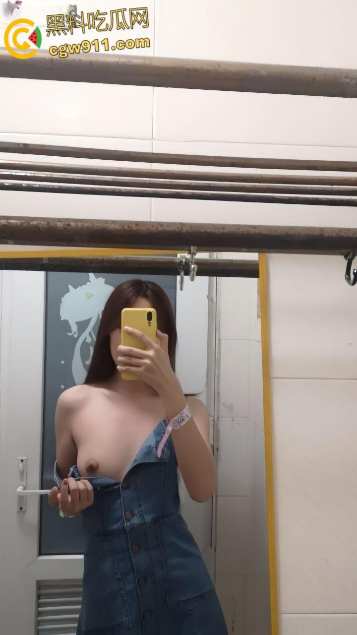 浙江大学嫩妹【宋雅曦】,清纯颜值私下却是爱口交的母狗,白嫩美乳娇小炮机,被男友骑乘疯狂打桩 !-3