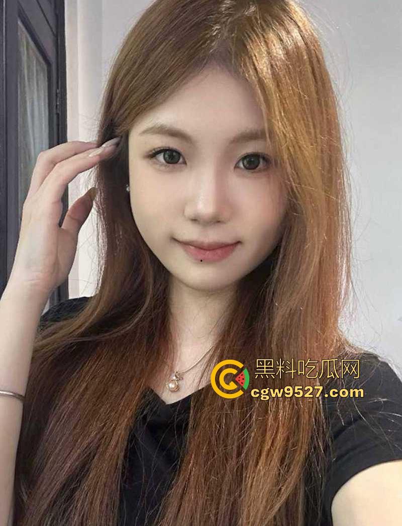 妻子偷情出轨被发现，绿帽男亲眼目睹做爱全过程，还玩骑乘，无套猛干，情夫居然还是同小区的！-8