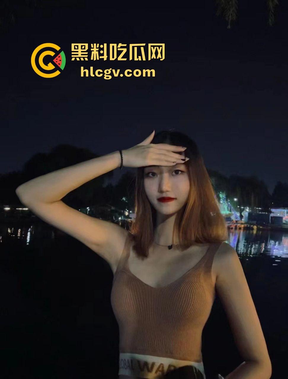 约炮理想汽车销售【田淑君】,镜子前紧盯小嫩逼羞耻被操翻,床上骚得像条狗,业务不愁没人要!-2