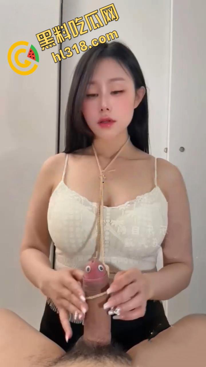 推特极品御姐【汐梦瑶】,上演技师全身保养,舔蛋口交挑逗不断,最后颜射一脸舔的干干净净 !-7