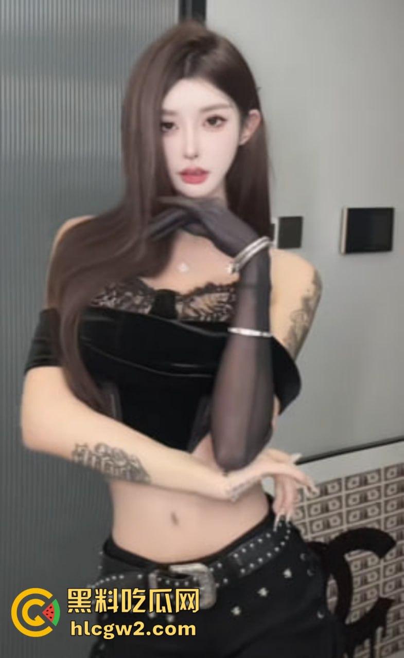 直男慎点!推特174cm高挑女神TS名媛【小草莓】迷晕无知直男体育生,穿小丝袜口爆搞得比真女人还骚!-3