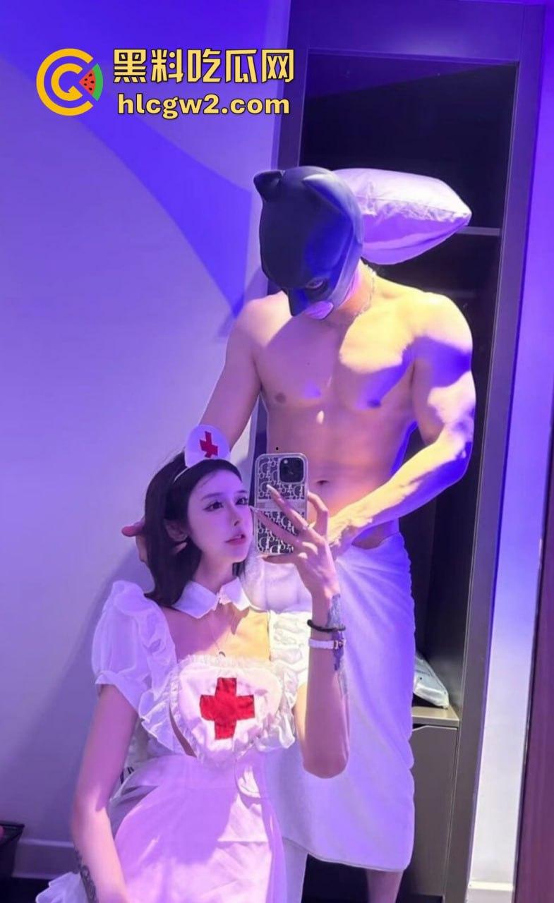 直男慎点!推特174cm高挑女神TS名媛【小草莓】迷晕无知直男体育生,穿小丝袜口爆搞得比真女人还骚!-7