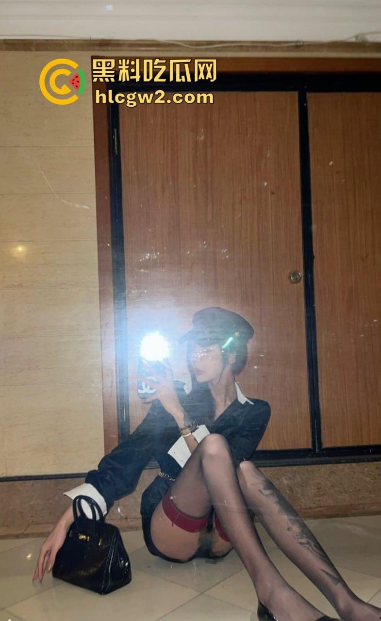 直男慎点!推特174cm高挑女神TS名媛【小草莓】迷晕无知直男体育生,穿小丝袜口爆搞得比真女人还骚!-10