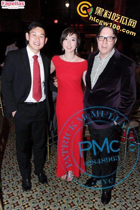 美国高盛副总裁千金【王佳怡】，口爆捅到胃里、吸蛋舔屁眼、精液洗脸重口色情影片流出-4