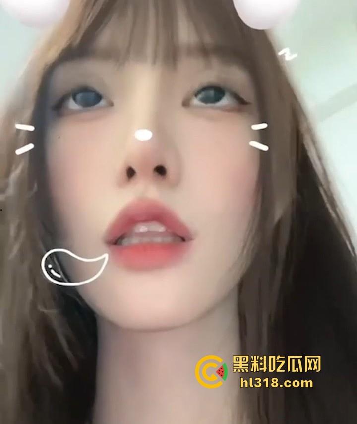 哈尔滨工业大学【张雪玲】约炮视频流出,极品模特身材,情趣黑丝连体装诱惑,露脸口交后入打桩爆操!-1