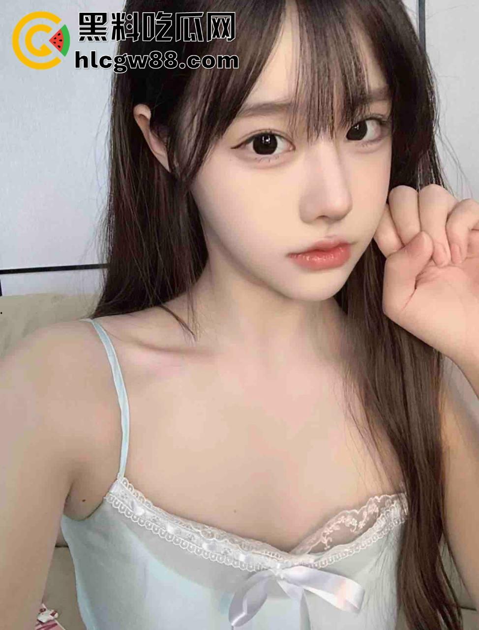 娶个骚浪老婆爽翻天,一人多肤小护士,黑丝角色扮演日日操新老婆,鸡巴天天没软过!-7