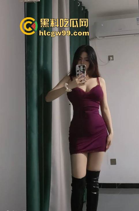 夜场故事2，武汉商K女模【别烦六一】诈骗同事金主收钱就拉黑跑单，通报性爱PDF爆出，真下头！-35