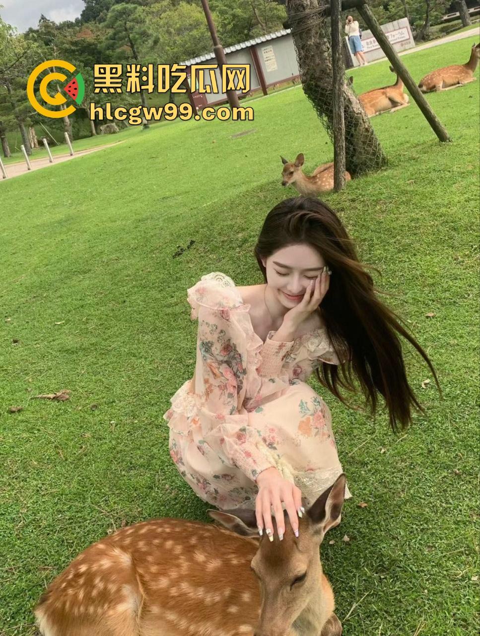 性感秘书被经理带到电竞酒店,蒙眼黑丝大长腿成天然炮架子,华伦天奴加攻速大屌疯狂撞击,还被偷拍全网疯传!-3