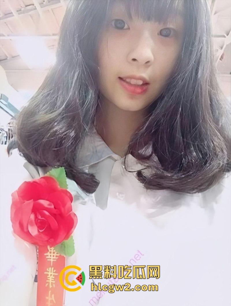 独家黑料!陕西师范大二学生【陆云娇】为挣零花钱给老男人做性奴 表面傻白甜人后骚浪贱-18