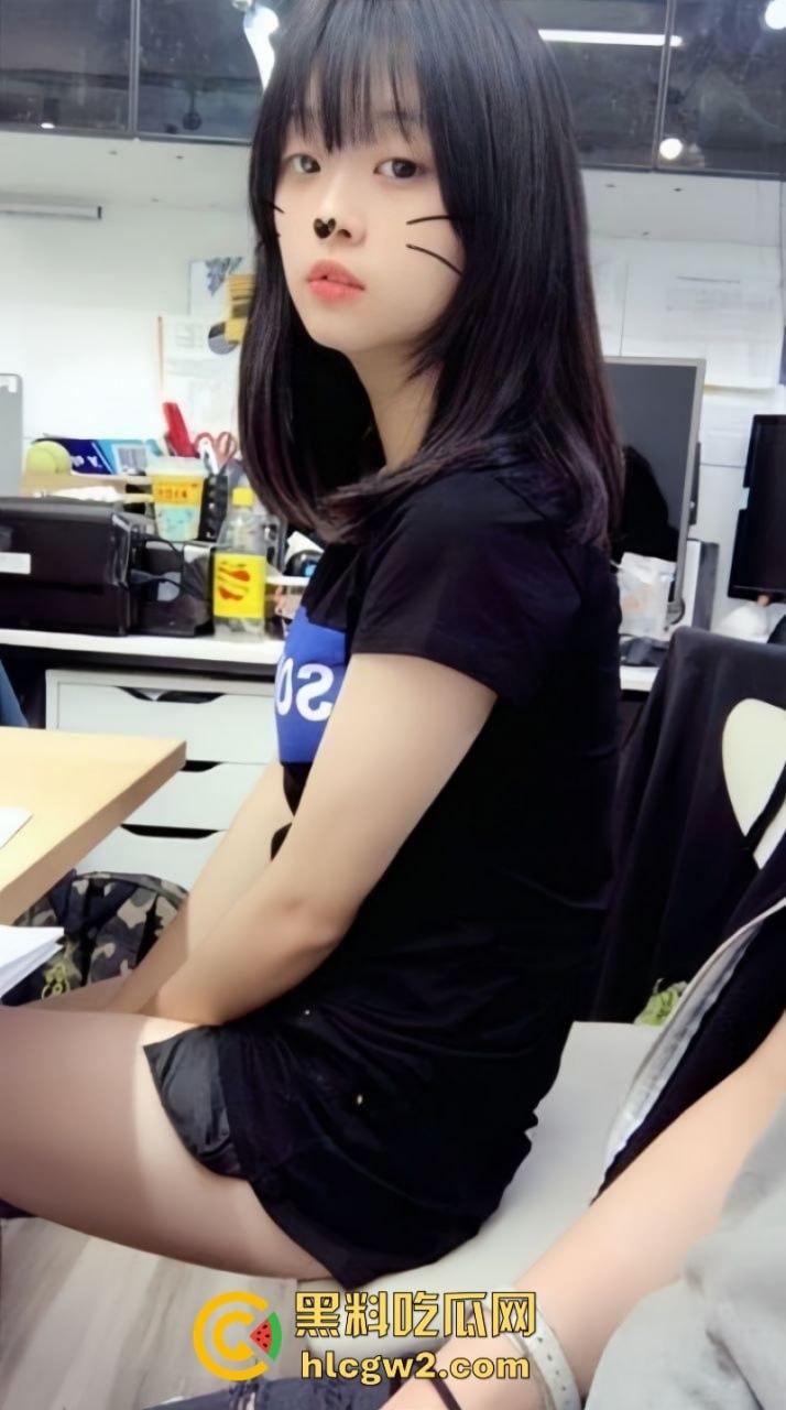 独家黑料!陕西师范大二学生【陆云娇】为挣零花钱给老男人做性奴 表面傻白甜人后骚浪贱-23